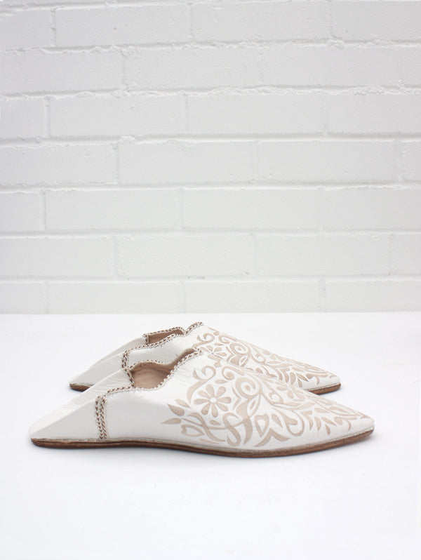 Moroccan Decorative Babouche Slippers, White - Bohemia Design