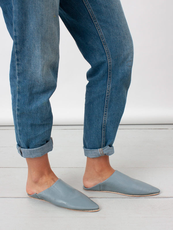 Moroccan Classic Pointed Babouche Slippers, Grey - Bohemia Design