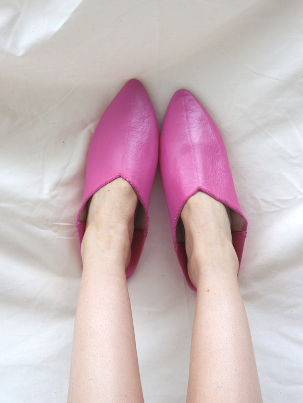 Moroccan Plain Pointed Babouche Slippers, Fuchsia - Bohemia Design